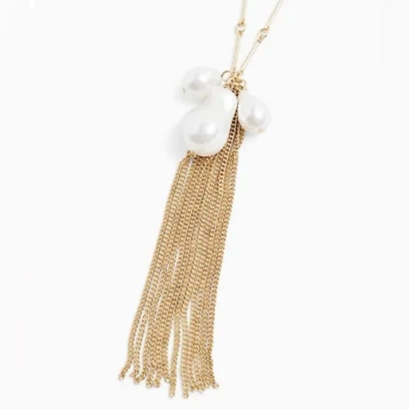 TORRID Faux Pearl Necklace Cluster Fringe Pendant Gold Tone Chain Jewelry - Picture 4 of 10